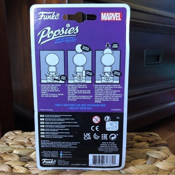 Funko Marvel: Popsies Thanos with pop up message - Picture 3 of 3